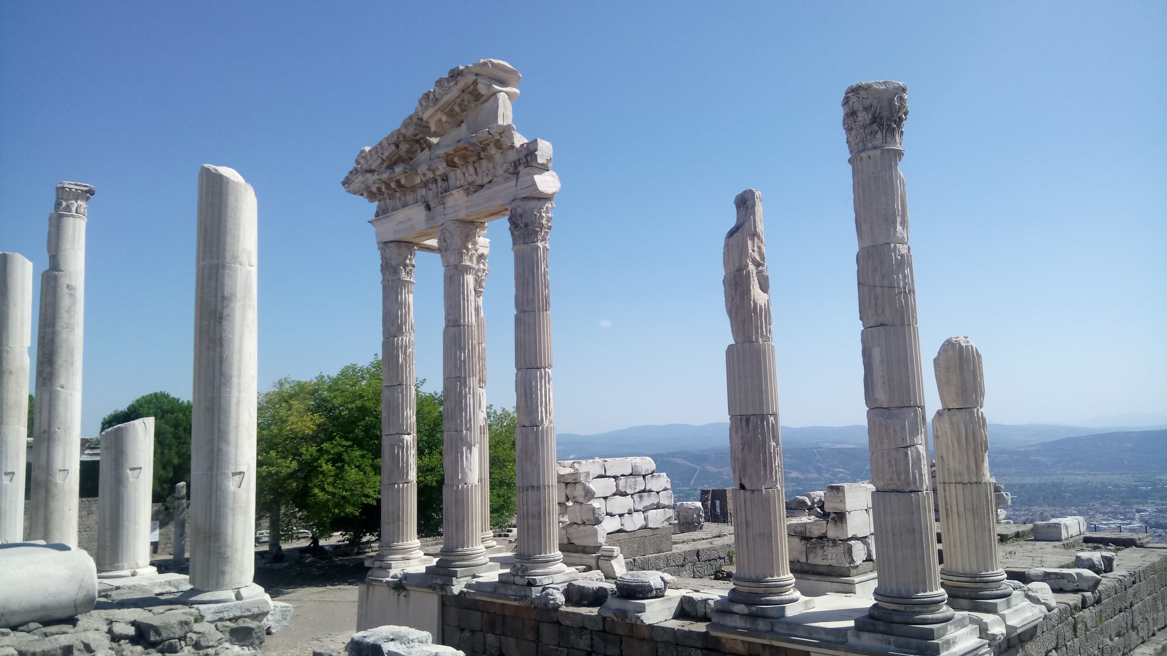 bergama, pergamon, traian, trajan, akropol,